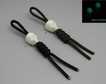 ACCESSORY *Skull* Paracord Lanyard and 3D Printed Glow in the Dark Bead