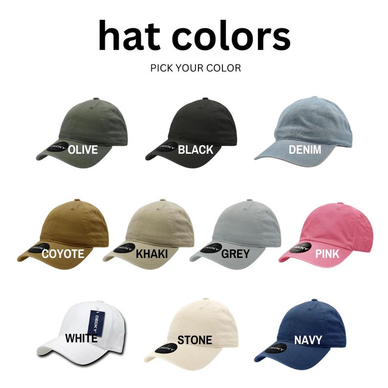 Pu&ograve; includere: Nove cappellini da baseball di diversi colori con le parole "hat colors" e "pick your color" sopra.