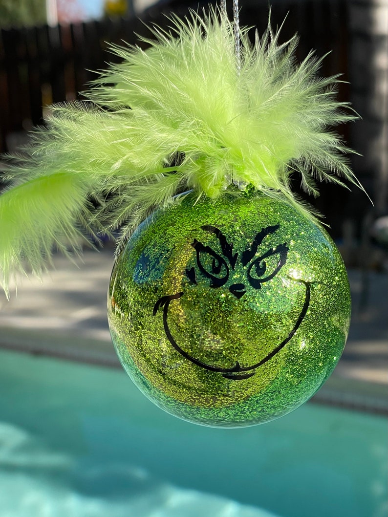 Christmas Ornament Shatterproof. the Grinch Green With Feathers Gift ...