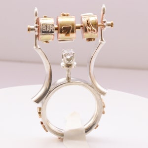 Slot Machine Jackpot Ring featuring a Dazzling Jewel