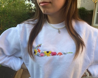 Nike flower embroidered hoodie clearance