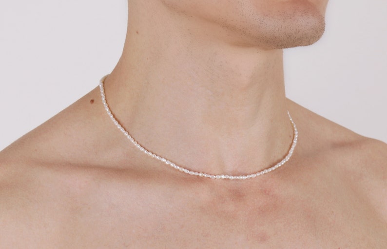 DIDO necklace // Tiny pearls with a sterling silver or gold plated stainless steel closure image 2