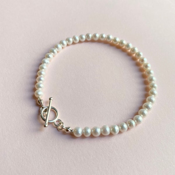 Bracelet REMI || Perles rondes délicates de grande qualité avec fermoir en argent sterling, plaqué or ou acier inoxydable