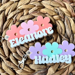 Daisy Flower Backpack Name Tag, Personalized Keychain for Girls, Diaper Bag Tag, Girly Bag Tag, Back to School Bag Tag, Gift for Girls