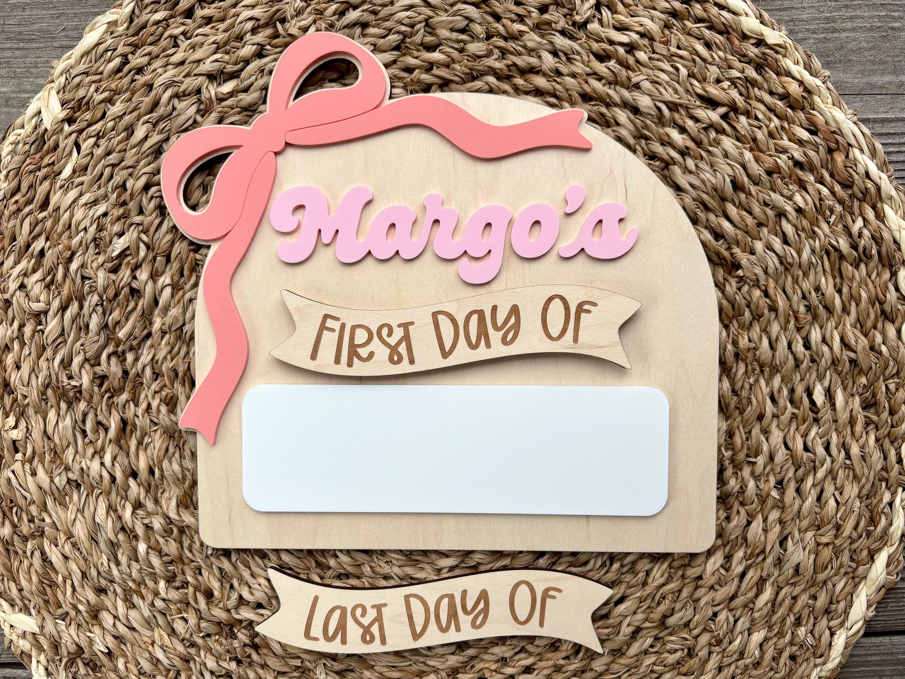 Coquette Bow First and Last Day of School Sign, Reusable First Day Sign, Preschool Kindergarten First Day Photo Prop, Back to School Sign