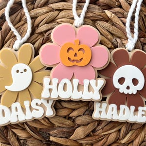 Flower Halloween Boo Basket Tag, Trick-or-Treat Bag Tag, Custom Halloween Gift, Halloween Name Tags, Boo Basket Filler, Halloween Stuffers