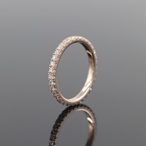 14K Gold Full Eternity Diamond Wedding Band - 0.95ct