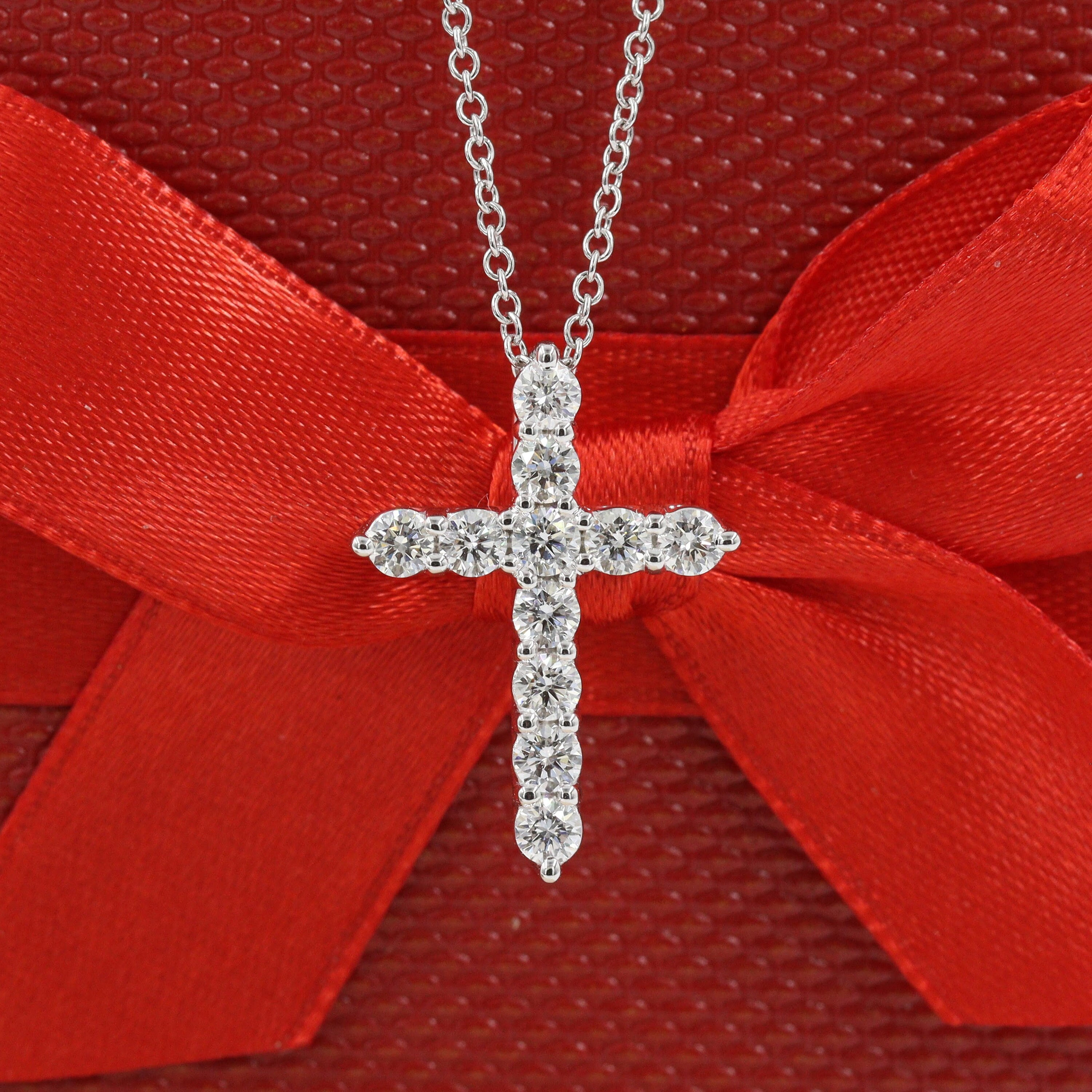 0.77ct Natural Diamond Cross Pendant/religious Diamond Cross