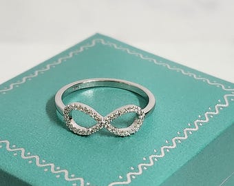 14Kゴールド天然ダイヤモンドインフィニティリング：ハンドメイドハーフエタニティバンド - 記念日の贈り物