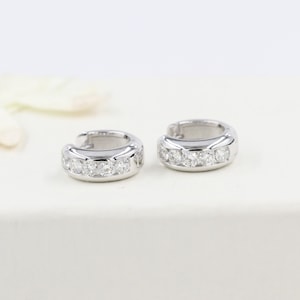 Natural Diamond Hoop Earrings/Diameter 11mm Width 4.5mm Earrings/Diamond Huggies/14k Gold Diamond Huggie Hoops/Anniversary gift