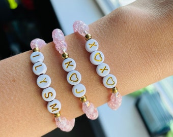 Personalized Valentine's Day Pink Glitter Beaded Bracelets, Initials Bracelet, Date Bracelet, Gifts for Her, XOXO Bracelet, Gifts for Her