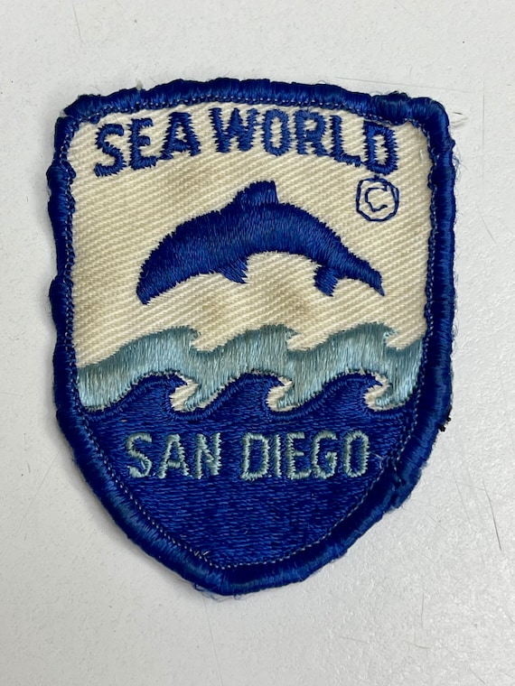 Vintage 1970’s Seaworld Dolphin Souvenir Patch