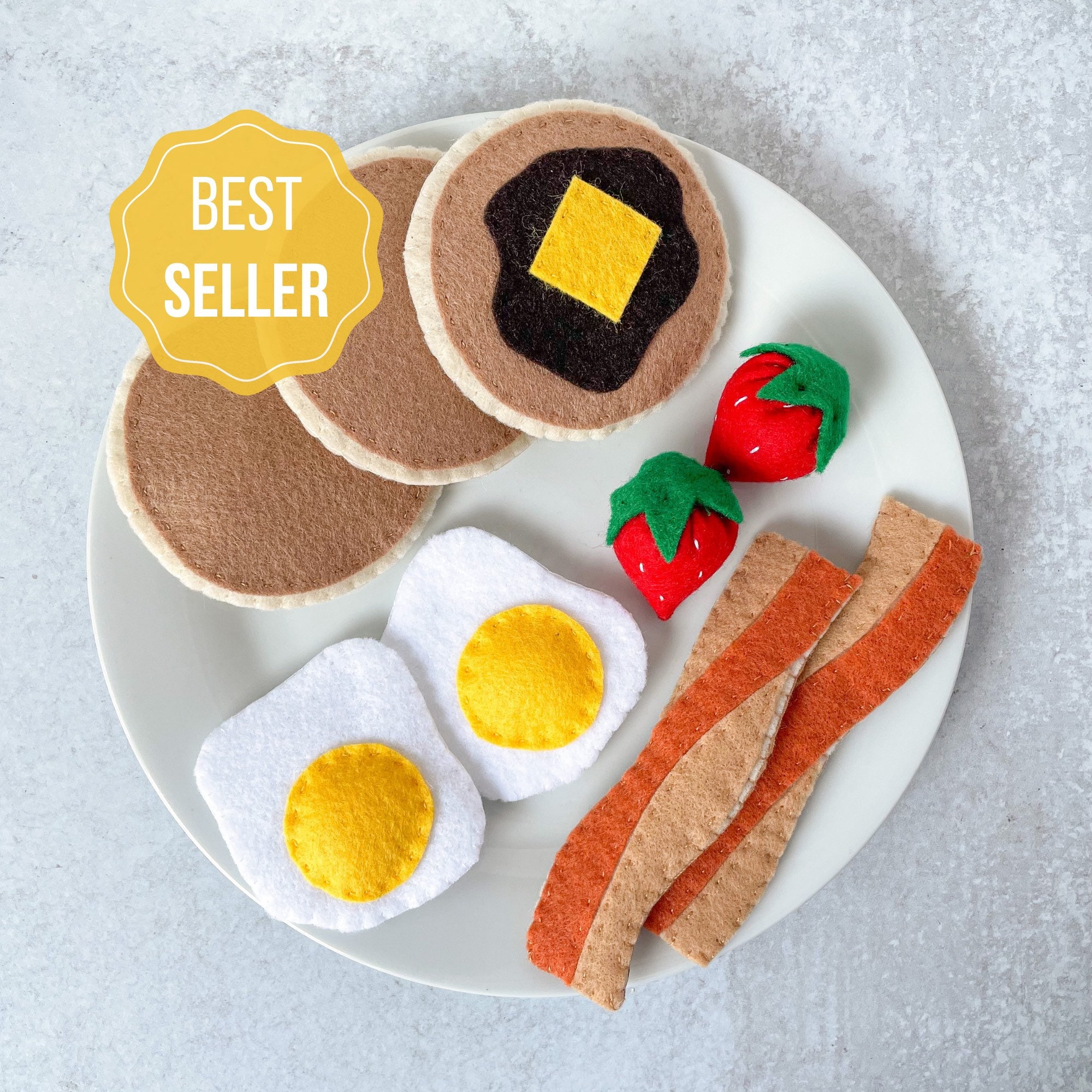 WHOHOLL Wooden Eggs, 6 Pcs Fake Eggs with Holder, Play Eggs for Kids  Kitchen, Realistic Fake Food Egg Toys for Pretend Play, Wooden Play Food  for