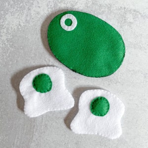 Felt green eggs and ham | Felt pretend food | Eco friendly pretend food | Felt kids toy | Pretend cupcakes | Breakfast