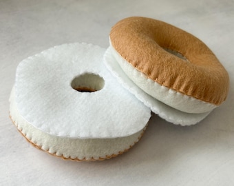 Felt Bagel, plain| Play food | Felt toys | Eco friendly toy food