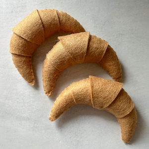 Felt croissant | Play food | Felt toys | Eco-friendly toy food