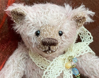 Little Lily - handmade mohair teddybear, fully jointed, collector’s bear