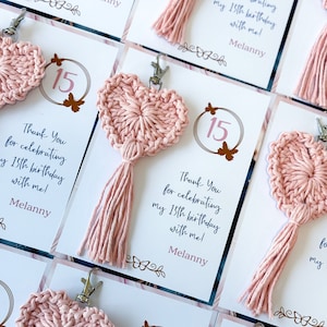 Crochet Heart Keychain, Crochet Party Favors, Heart Keychains favors, Personalized party favors, Wedding Bridesmaids gifts, Heart Shaped