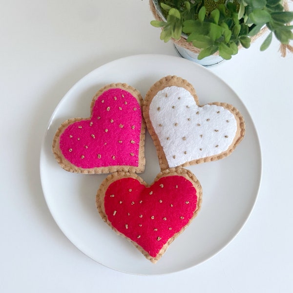 Valentine's Day Felt heart sugar cookie, Valentines day felt heart ornament, felt sugar cookie heart, Valentine's Day heart ornament