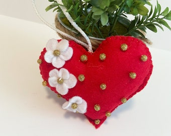 Alla hjärtans dag-filthjärta, Alla hjärtans dag-filthjärtprydnad, Alla hjärtans dag-filtprydnad, Hjärtprydnad med blommor