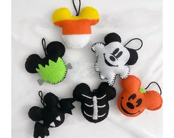 Halloween Mickey Mouse felt Ornaments,  Halloween Party Decorations, Halloween Mickey Mouse ornaments, Halloween felt decor