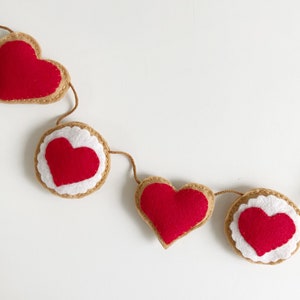 Valentine&#39;s Day Felt heart sugar cookie garland, Valentines day felt banner, felt sugar cookie heart, Valentine&#39;s Day heart ornament