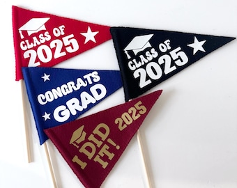 Graduation Felt Flag, Felt Graduation Pennant, Graduation 2025 Photo Props, Graduation Party Decorations, Grad 2025 Centerpieces, Grad Prop