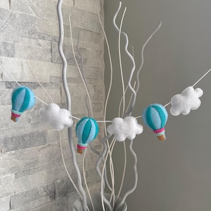 Hot Air Ballon Garland, Felt Hot Air Balloon and Clouds Garland, Hot Air Balloon Themed Nursery Decor, Hot Air Ballon Felt Bunting Boy Girl