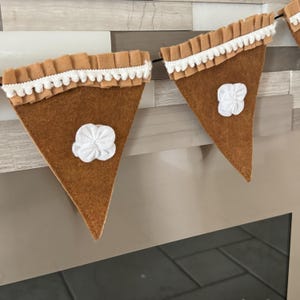 Thanksgiving Pumpkin Pie Felt Garland, Thanksgiving Table Decorations, Fall Felt Banner, Fall Autumn Pumpkin Decor, Felt Mantle Decor