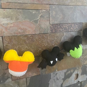 Halloween Mickey Mouse Felt Garland, Halloween Party Decorations, Halloween Mickey felt banner, Halloween Mickey inspired felt garland image 7