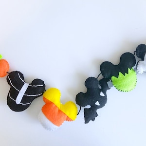 Halloween Mickey Mouse Felt Garland, Halloween Party Decorations, Halloween Mickey felt banner, Halloween Mickey inspired felt garland