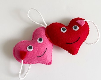 Valentine's Day Felt Couple Ornaments, Valentines day hugging couple ornaments, Valentine's felt hug, Valentine's Day couple gift