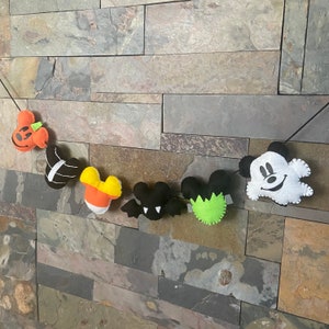 Halloween Mickey Mouse Felt Garland, Halloween Party Decorations, Halloween Mickey felt banner, Halloween Mickey inspired felt garland image 5