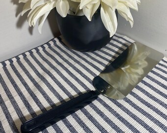 Vintage EKCO Spatula with Black Handle / Kitchen Utensils / Kitchen Decor