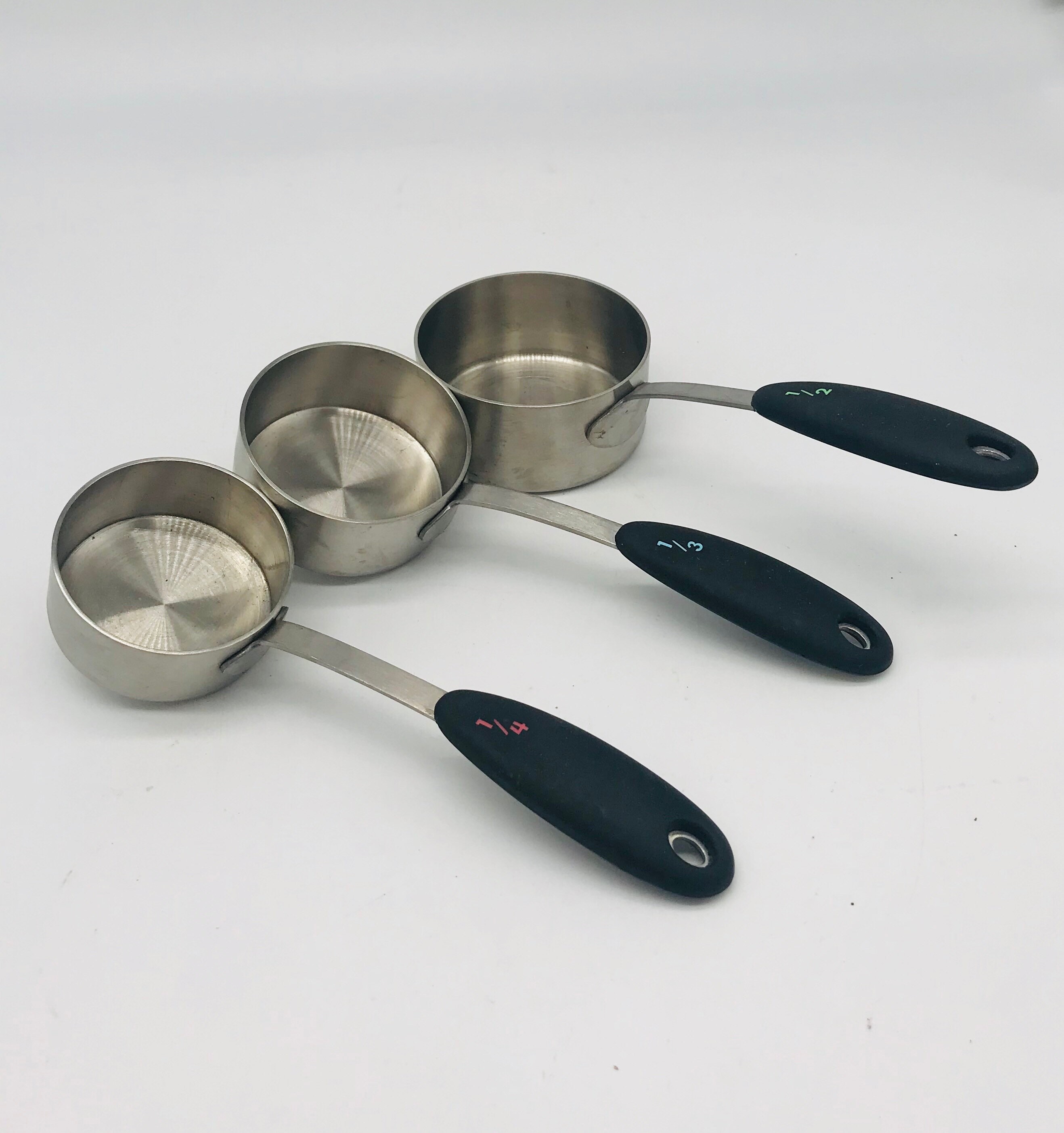 Vintage Metal Measuring Cups With Rubber Handles Etsy UK