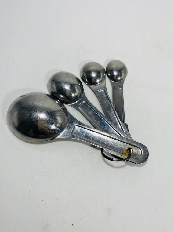 Authentic Vintage Metal Measuring Spoons 