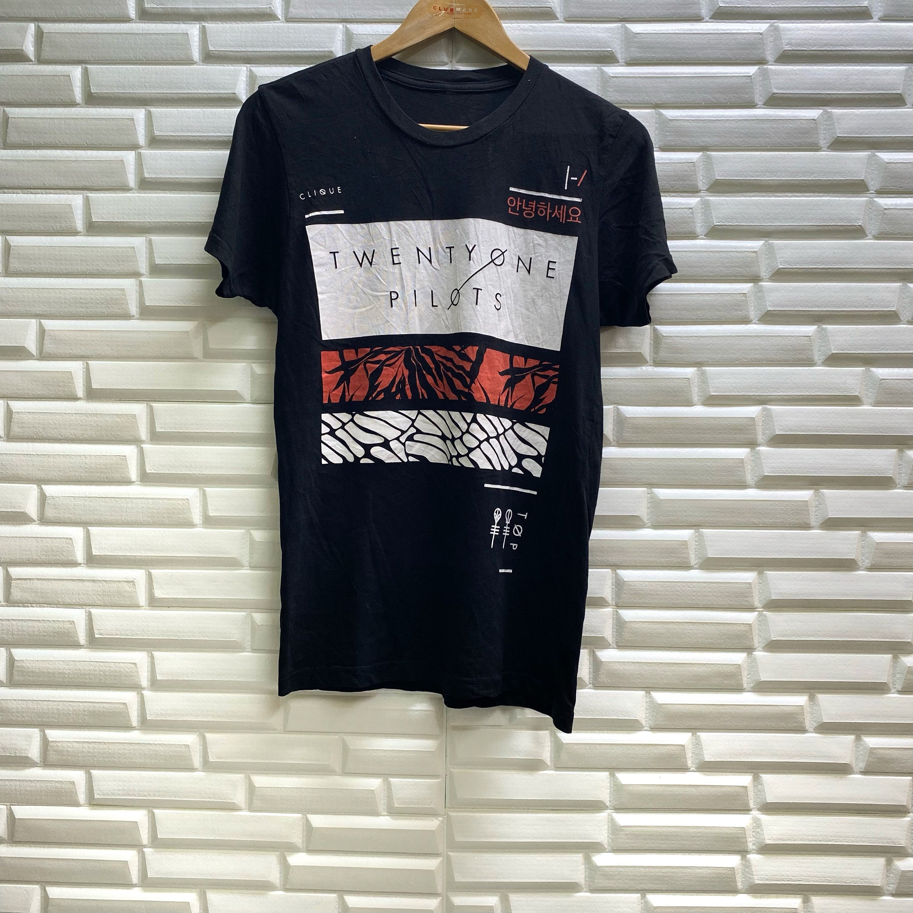 Twenty one pilots shirt Etsy Espa a