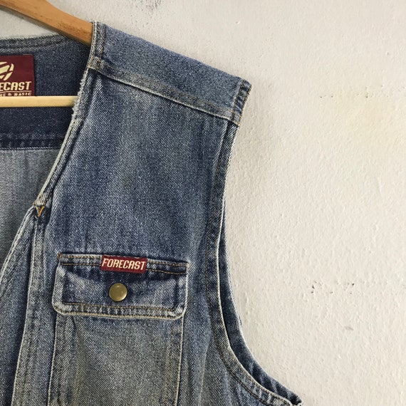 Men's style vest and jeans best sale