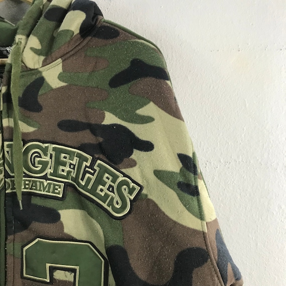 Vintage Urban Couture Los Angeles Hall of Fame 32 Embroidered
