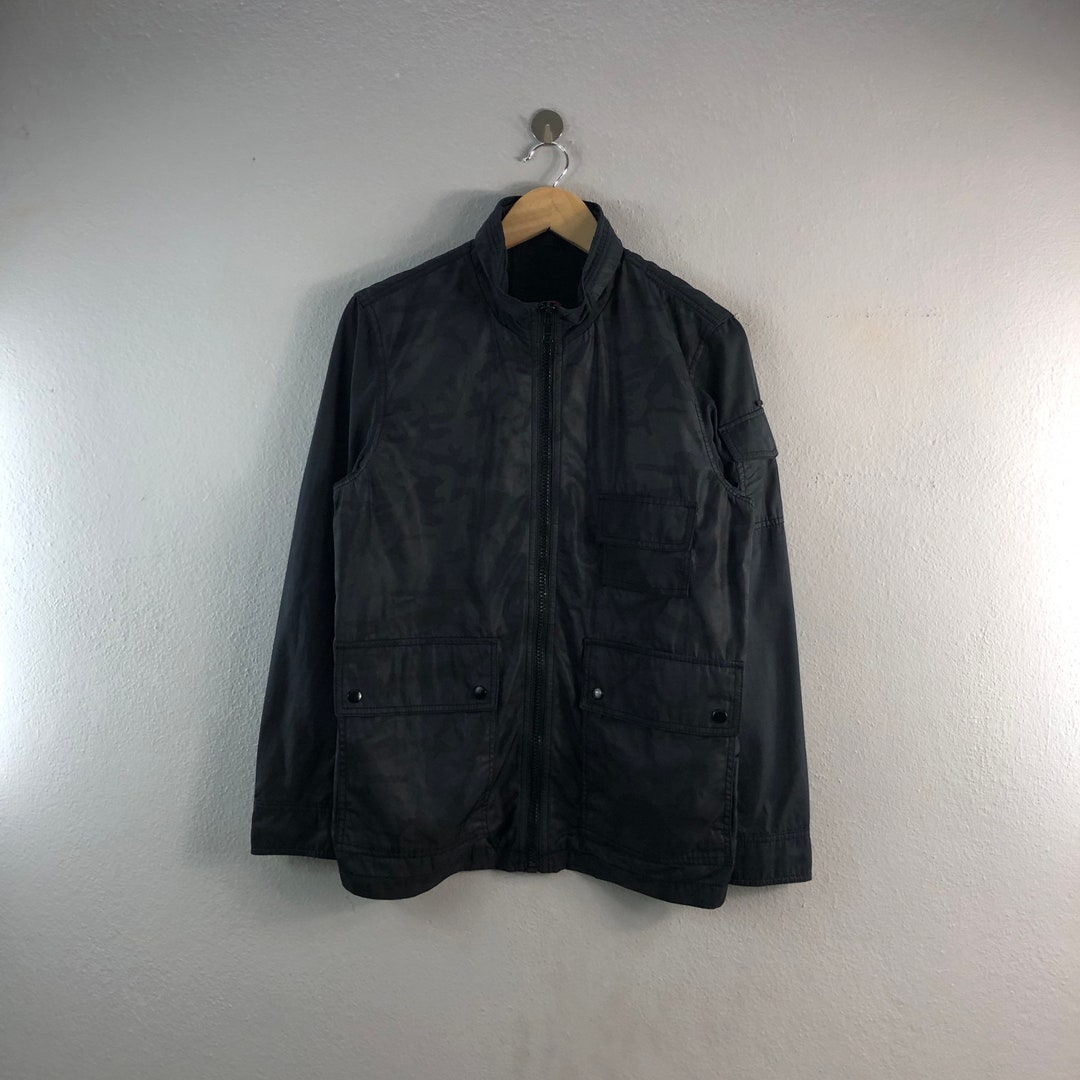 guess camouflage shoes