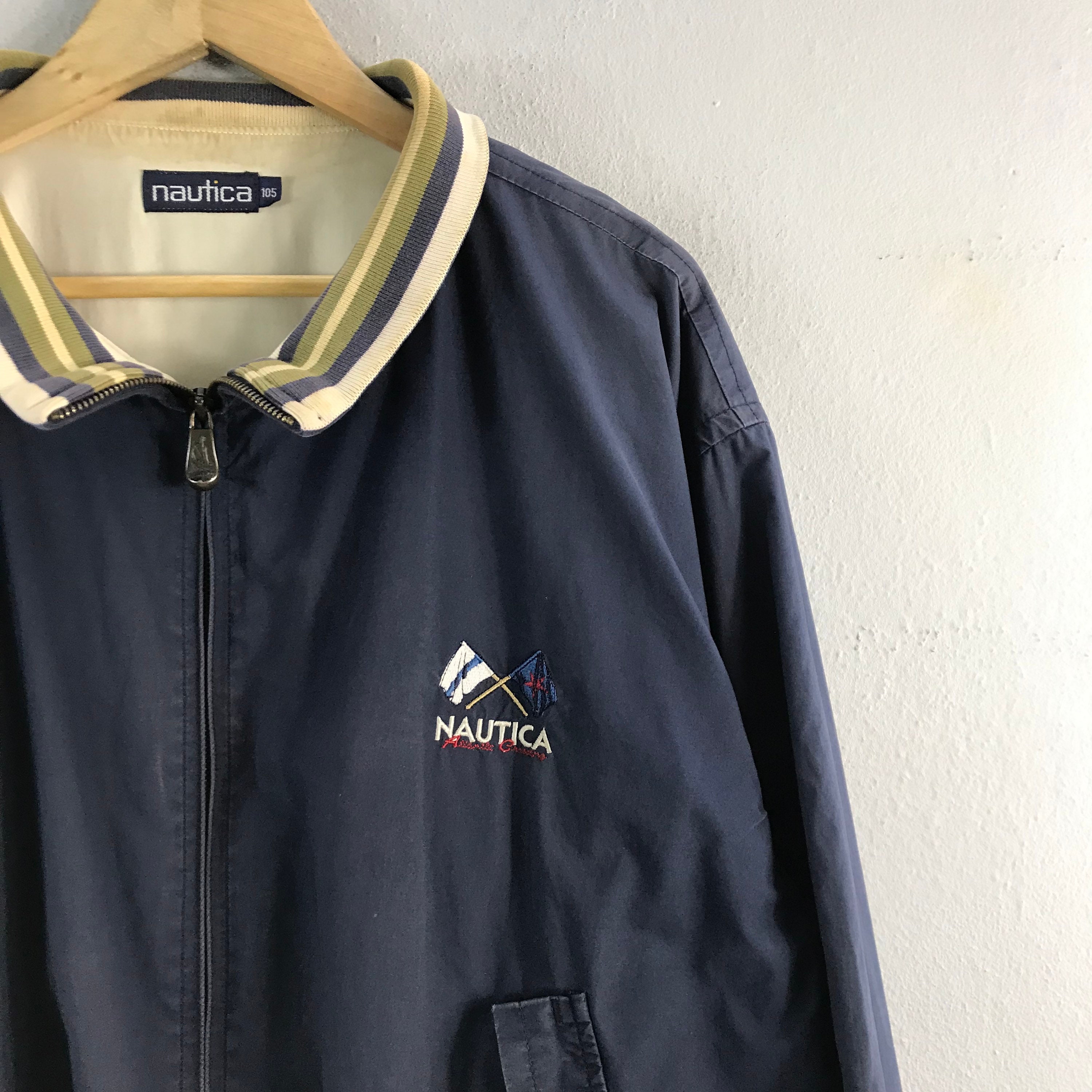 Vintage Nautica Casual Style Menswear Light Zipper Brand Vintage Nautica Casual Style Menswear Light Zipper Brand