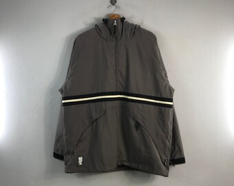 loop thrift store anorack jacket noroll
