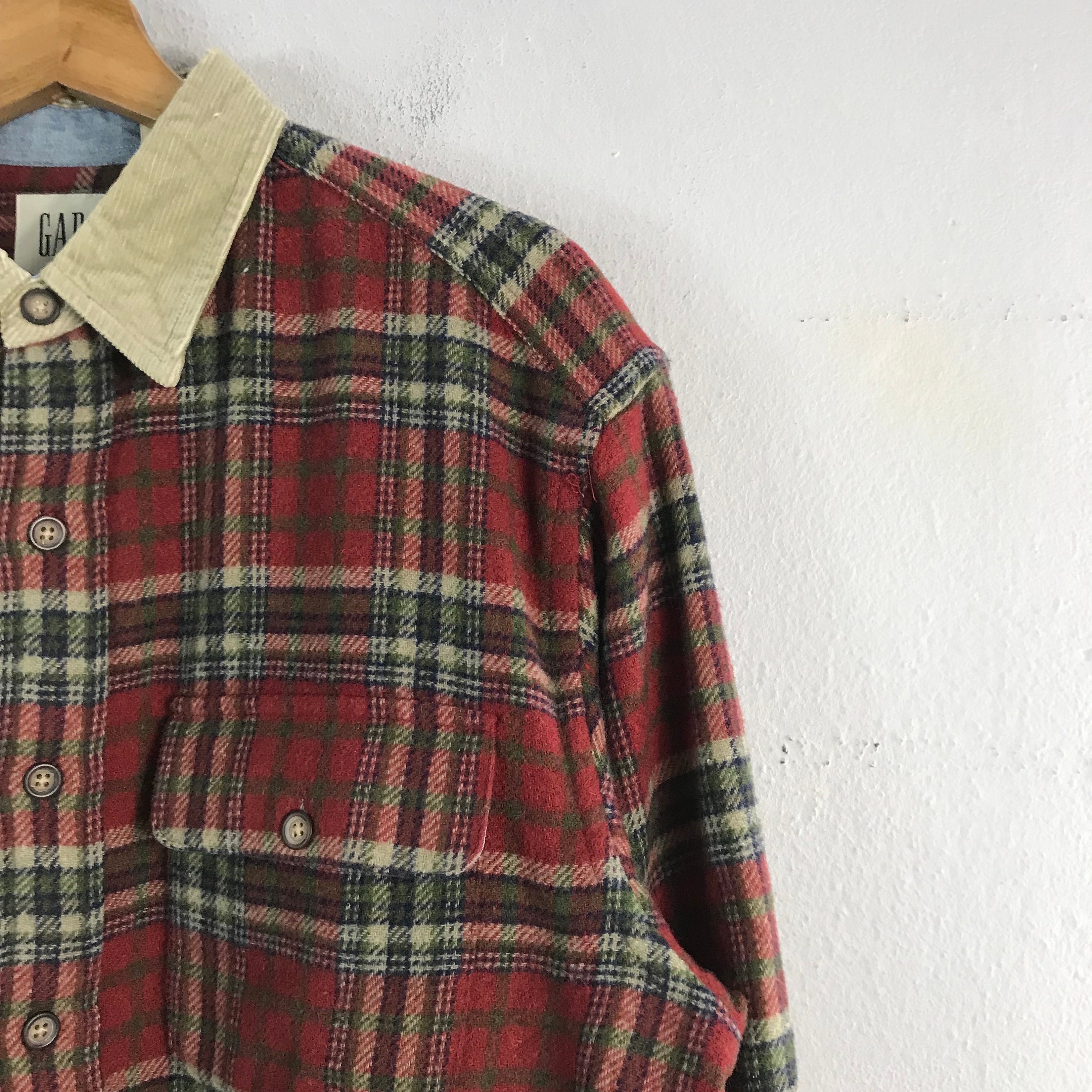 Vintage 90s Gap Checkered Tartan Wool Casual Style