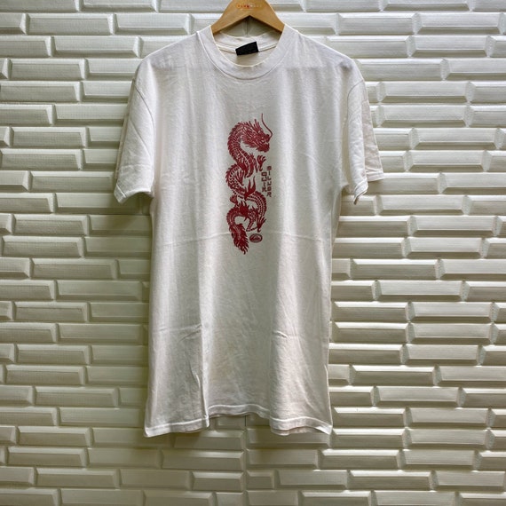 Vintage Quiksilver Dragon Design Style Surfing Hawaii Aloha Beach Casual  Top Tees Tshirt White Medium Size - Etsy | Sport-T-Shirts