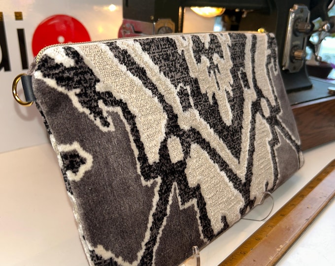 Edinbrough Designer Velvet Handmade UPcycled bag XL 19