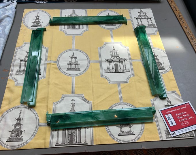 Mahjong Mat Butter Pagodas