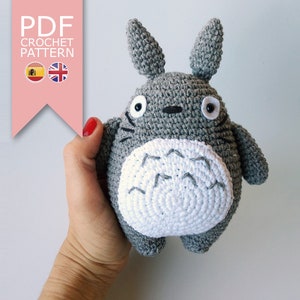 PDF amigurumi pattern. crochet doll pattern in English and Spanish. Crochet doll