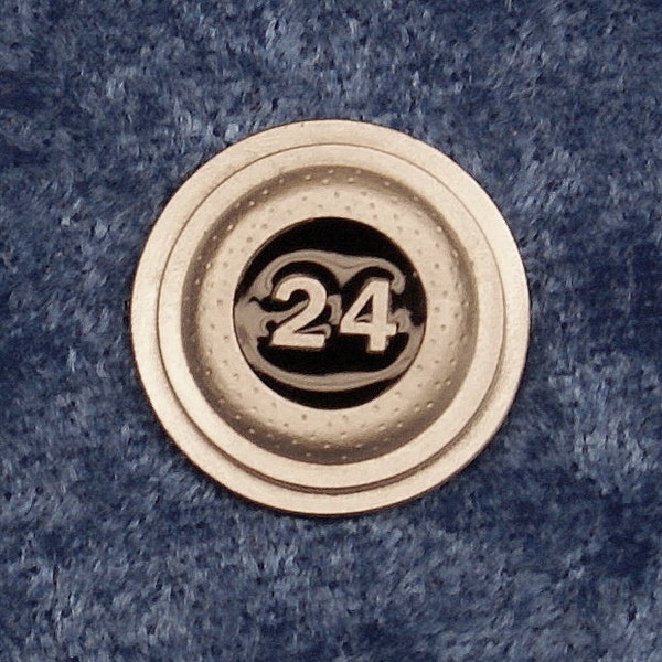 Empire Pewter "24" Straight Clay Pigeon Enameled Pin
