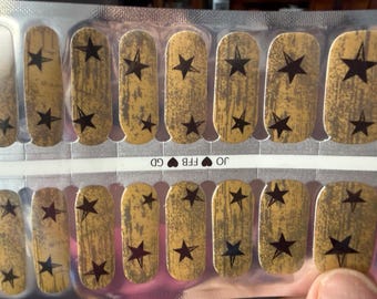 100% Nail Polish Hamilton