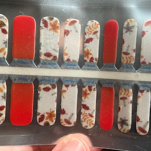 Kids 100% Nail Polish Strips Leaves with Orange Accent